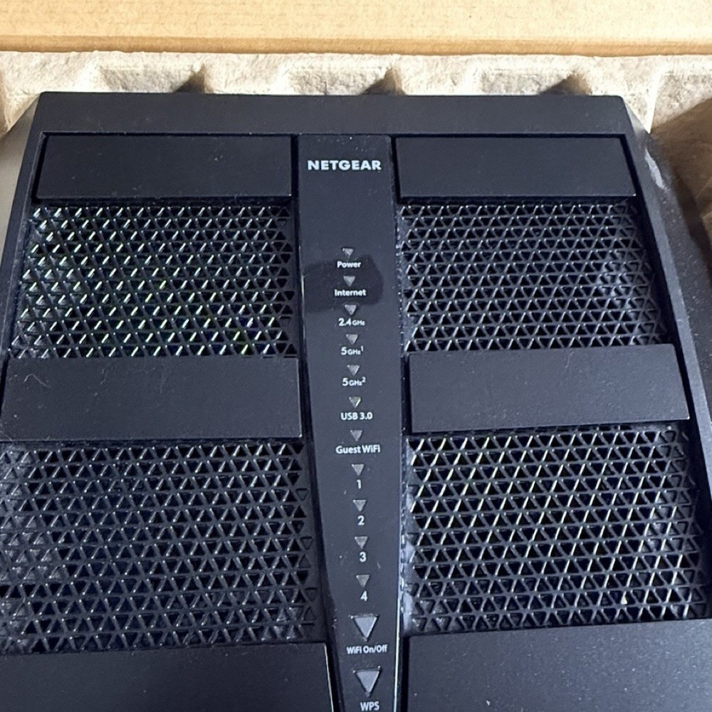 NETGEAR R7900P-100NAS Nighthawk X6 AC3000 Dual Band Smart WiFi Router - Picture 6 of 7